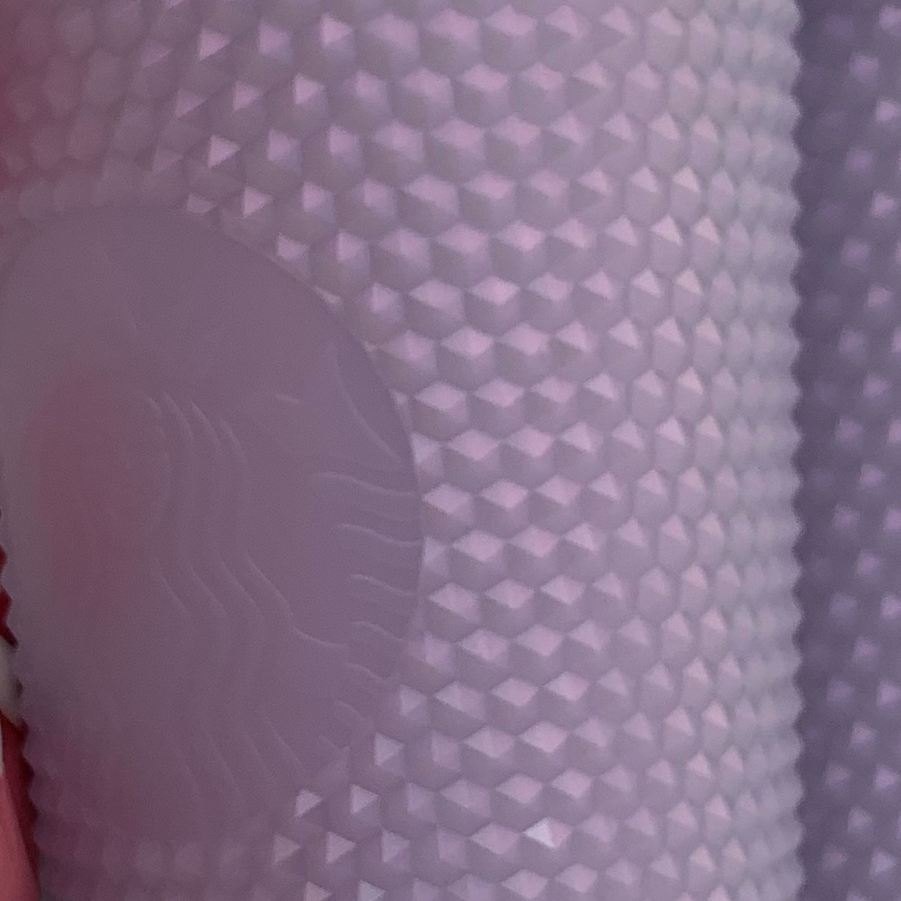 Starbucks Studded Iridescent Icy White Snow Venti Tumbler. Holiday 2021. NWT - Picture 5 of 7